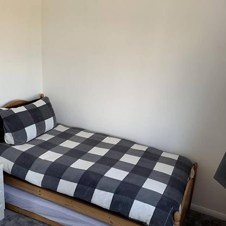 5 Bedroom House With Outdoor Space Upminster Εξωτερικό φωτογραφία
